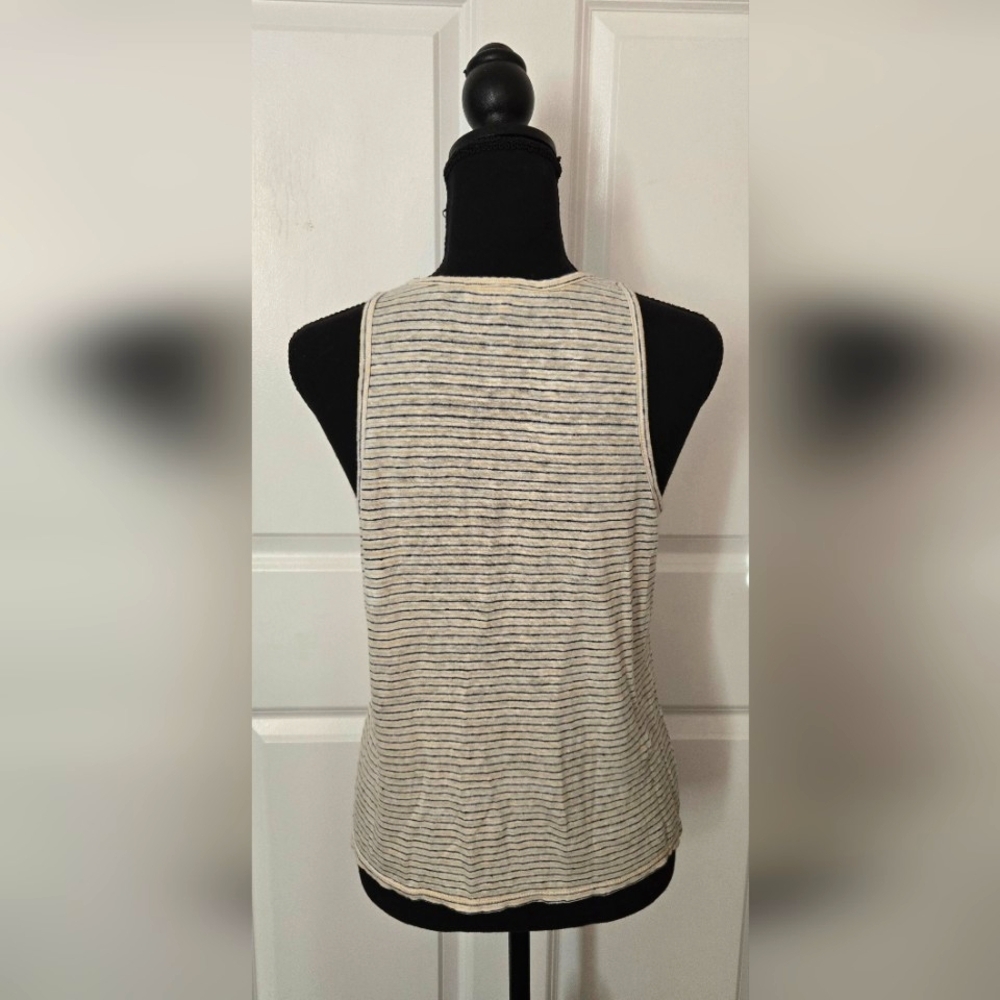 Frame Linen Tank Top - Picture 6 of 6